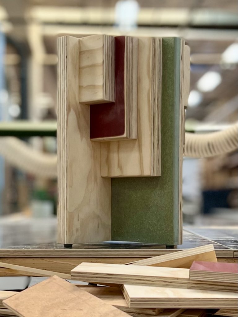 2 Bijzettafel 2 zijkant