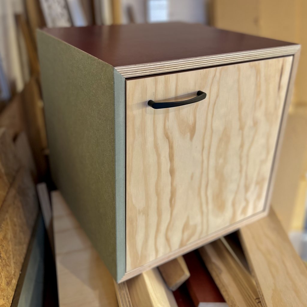 2 Kubuskast 1 voorzijde