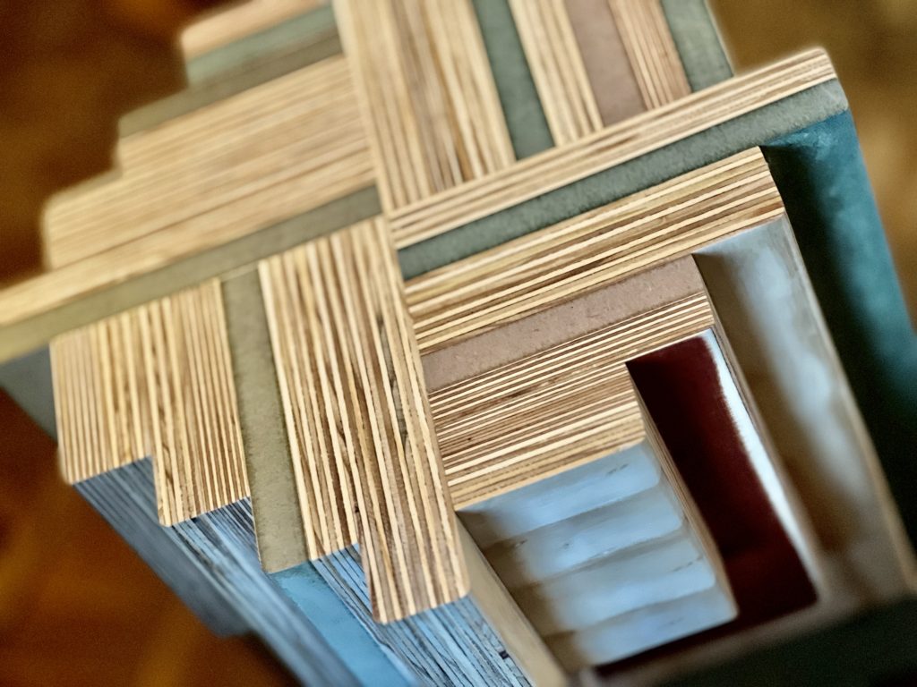 3 Bijzettafel 2 detail